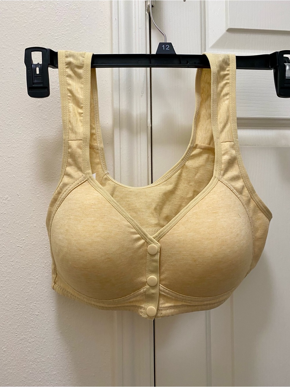 Daisy Front-Closure Wireless Bra in beige, NWT